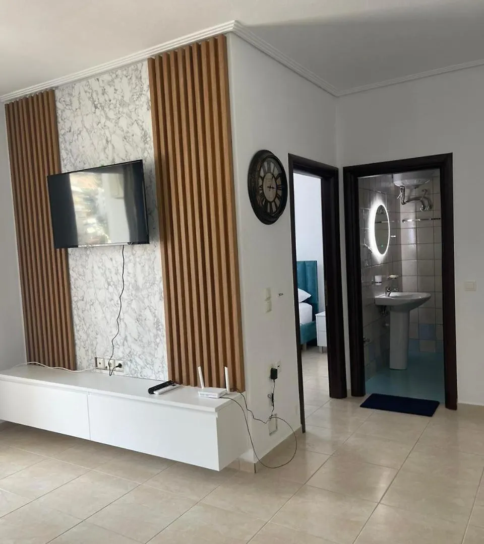 Apartment Elia Sarande 0*,  Albania